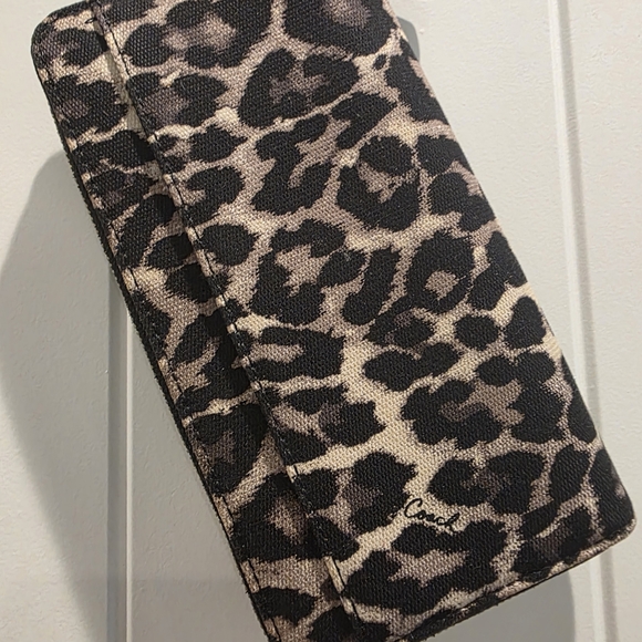 Coach Leopard Print Wallet EUC - Picture 1 of 8